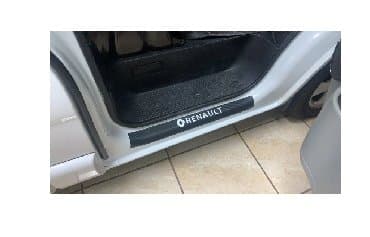 adapter za auto upaljač sa 220v na 12v: Stikeri za prag automobila - karbon RENAULT Stikeri za prag — 8
