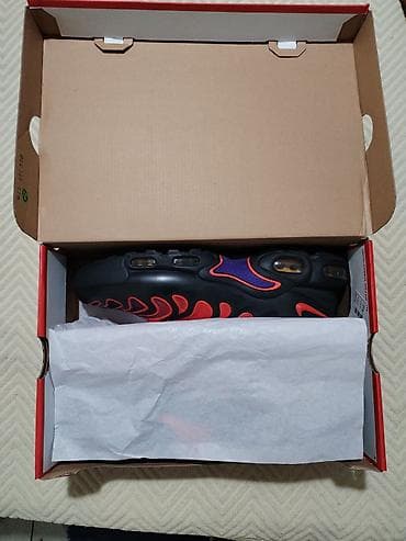 nike 270: Patike Nike Air Max Drift. Crno, crveno, ljubičaste. Nošene 2 puta — 6