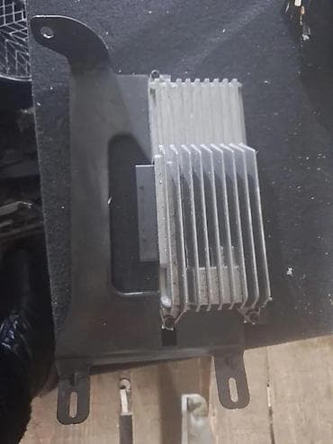 aparat sifon: RADIO POJACALO. A4. 8R1035223A | Radio pojacalo — 2