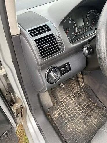 golf 5 2006: SET KVACILA ZA VOLKSWAGEN TOURAN OD 2003. DO 2006. GOD. | Polovni — 2