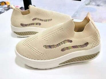 dona patike: Od 36 do 41
2800 — 1