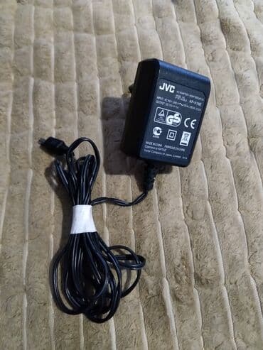 Punjači za kamere: JVC AC adapter AP-V19E - Originalni JVC strujni adapter za — 1