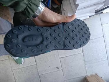 daihman obuca za zene: Nike — 9