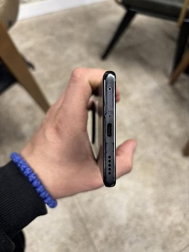 Sweatpants: Honor magic7 lite - Dizajn: tanko, mat crno kućište sa brušenim — 4