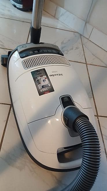 zepter kula: 🦋Miele 8360🦋 💨 Vrlo jaka usisna snaga – efikasno uklanja prašinu i — 1