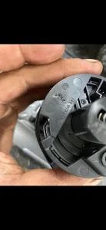 skretnica za bas: GOLF 7 PREKIDA SVETLA ORIGINAL 5G1858341 | Audi vw delovi ALTINA — 3