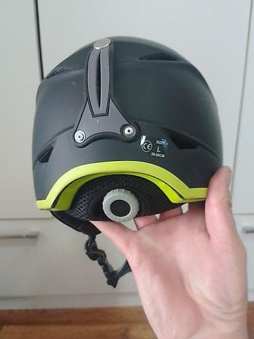 Dronovi: Kaciga za skijanje vel L obim 59-60 cm je potpuno ispravna, u odlicnom — 4