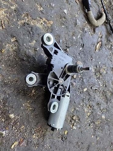 MOTORIC ZADNJEG BRISACA ZA VOLKSWAGEN PASSAT B5.5 OD 2001. DO 2005
