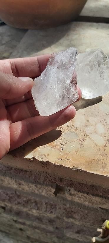 američka pita 7: Prirodni kvarc – komadi kristala (sirovi) - Transparentan do — 3