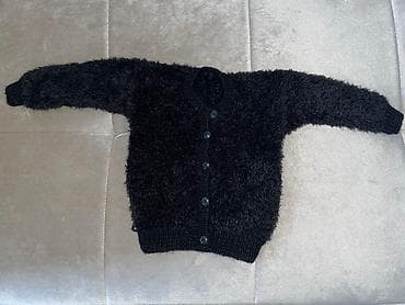 Duzina 31cm,sirina 28cm.Rastegljiva cela