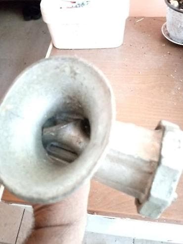 mlin za biber lidl: Ručna mašina za mlevenje mesa – metalna, broj 10 - Klasična ručna — 4
