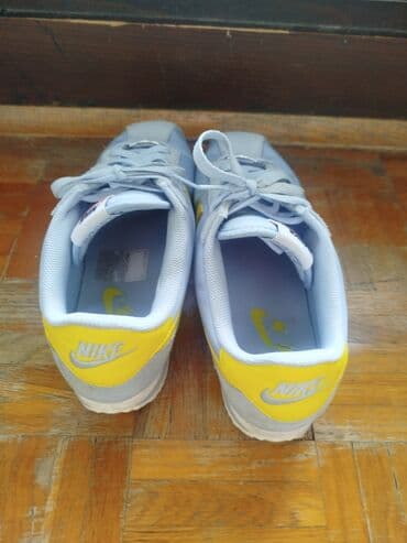 Women's Sneakers and athletic shoes: Nike, 40, bоја - Šareno — 3