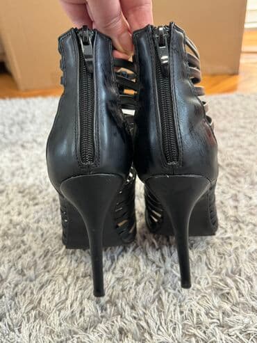 muske jakne za zimu new yorker: Sandals, 38 — 3