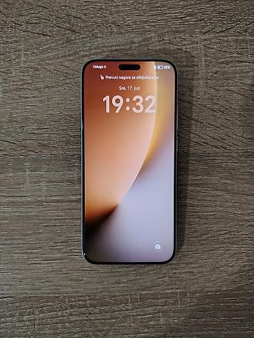 prodajem frizider: Na prodaju Honor Magic 8 pro u odličnom stanju. Vraćen na fabrička — 1
