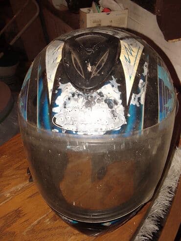 skuter 50: Kaciga ispravna — 3