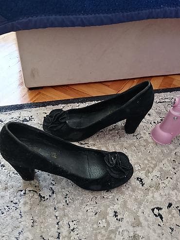 nike patike dvojka: Ženske crne salonke sa srednje visokom blok potpeticom. Klasičan — 1