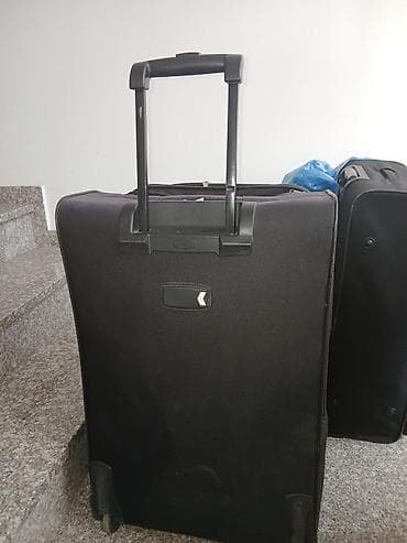 Veliki putni koferi na točkiće - Materijal: čvrsta tekstiln
