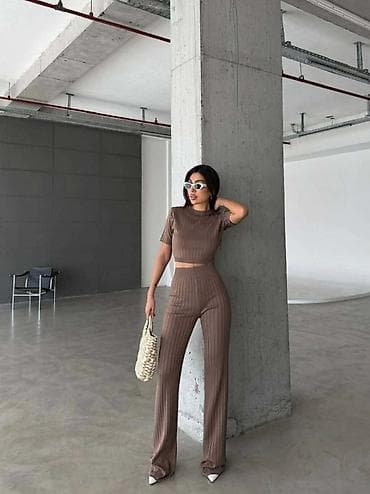 Overalls: Komplet rebrasti kvalitetni masni sa elastinom.Majica s kratkim — 1