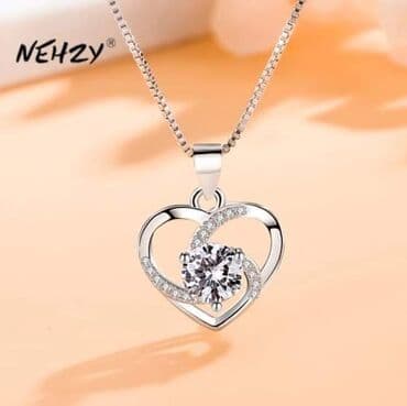 moderne ogrlice 2022: 1000 din — 3