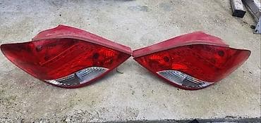 vakum za staklo: STOP SVETLA I STOP LAMPE ZA PEUGEOT 207 | Originalni polovni delovi — 1