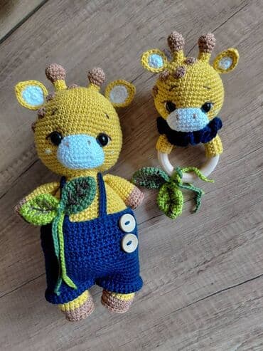 igracke iz kinder jaja prodaja: Heklana žirafa zvečka za bebe - Ručno rađena amigurumi zvečka sa — 2