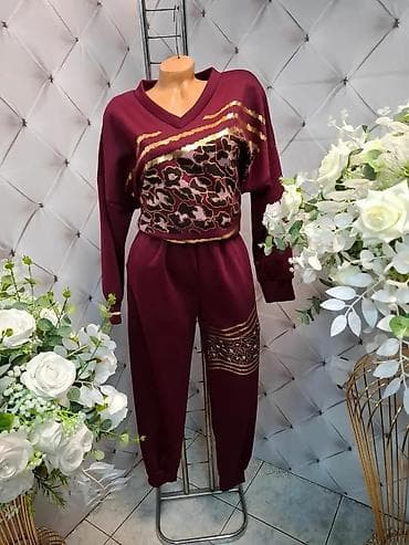 zebra tunika: Damski komplet – duks i donji deo - Model: dvodelni trenerka komplet — 2