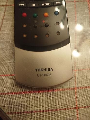 daljinski za total tv: Daljinski za televizor Toshiba Toshibu tv. Par tastera moraju malo — 2