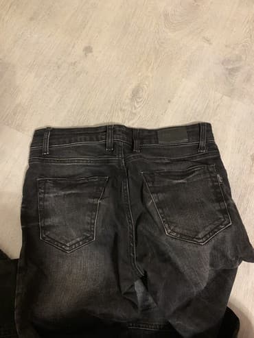 converse нови сад – слике: Br 29 imaju elastina,idu skroz uz telo izduzuju figuru,duboki — 2