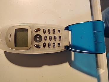 rashladni uredjaji na vodu: Trium preklopni mobilni telefon (retro model), radi na svim mrežama — 3