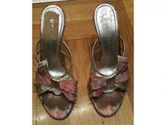 kupujem prodajem polovne stvari iz nemacke: Casadei original sandale-papuce broj 38b. Koza naravno i original — 2