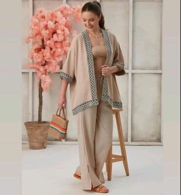 crveni komplet: Komplet 2200din — 2