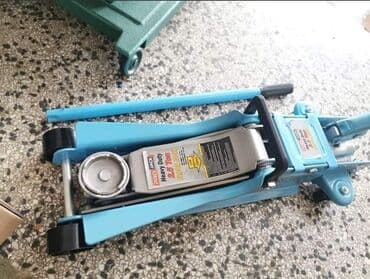 masine za secenje i cepanje drva nemacka: Dizalica 2.5t niskoprofilna pro jeck 8500din Jaka i kvalitetna — 2