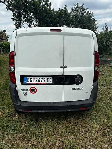 tesla feature 3.1 baterija: Fiat Doblo Benzin+metan. Karoserija i prostor za teret: - Zatvoreni — 10