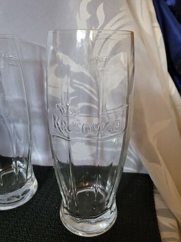 swarovski case za vino cena: Case nove za pivo orig.Krusovice Ceska. Nove case,komada 6 u ceni,sve — 11