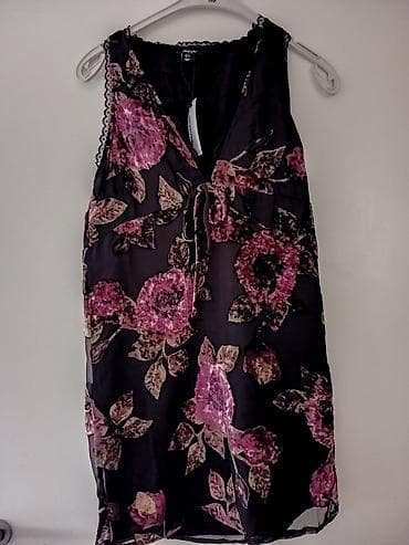 Tunike: Ženska tunika/haljina bez rukava sa cvetnim dezenom. - Boja: crna — 2