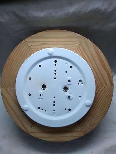 plafonjerke za hodnik: Plafonjera metalna sa drvenim ramom okrugla dia 30 cm. "staklo" je od — 4