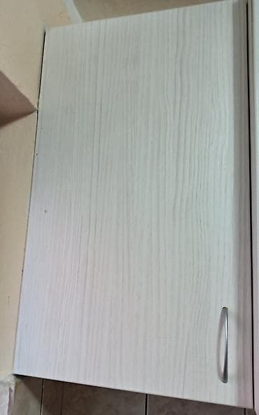 ormar sa policama: HITNA PRODAJA !!! Viseći kuhinjski element sa dvokrilnim vratima — 6