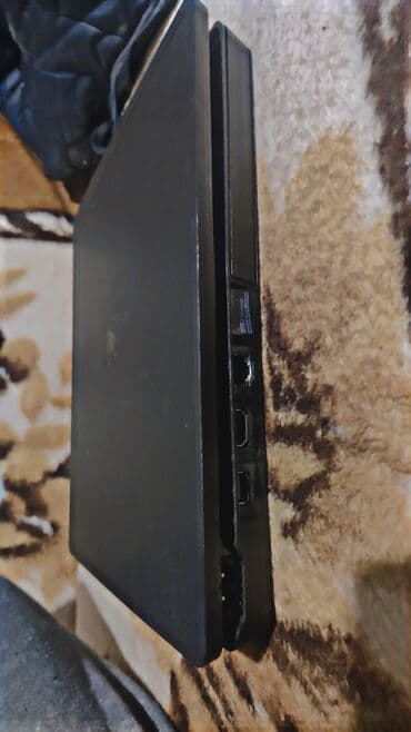 playstation 2 igrice: Na prodaju PS4 Slim čipovan, u veoma dobrom stanju, potpuno ispravan — 10