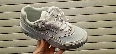 prada beograd: Nove patike od 41 do 46 za samo 4000 din
PK🌛 — 4