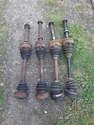 Prenosni sistem: POLUOSOVINE VW BUBA 1303S VW VARIANT TYPE3 | Vise kom — 2