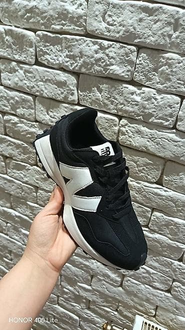 👑Broj 36-41 ✅Cena 2600 din New Balance lifestyle patike – model sa