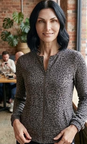 muske jakne 5xl: Ženska jakna/džemper sa printom leopard šare - Model: lagana jakna na — 1