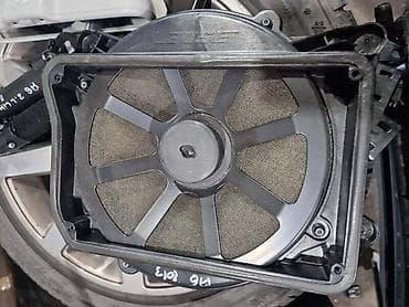 VUFER BOSSE ZA AUDI A6