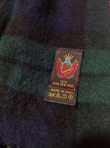 Coats and trench coats: Italijanski vuneni šal Ovaj prelep vuneni šal je kupljen u Rimu i — 3