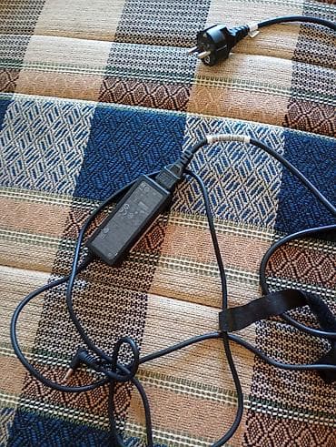 polovni top za kobasice: HP punjač / AC adapter za laptop, snage 45W. Specifikacija sa — 2
