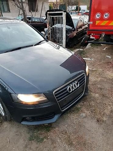 prodaja skutera srbija: AUDI A4 2011. GOD. - KOMPLETAN AUTO U DELOVIMA | AUDI A-4 2.0 COMMON — 2