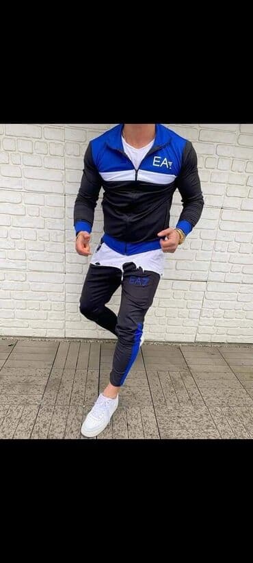 Muške trenerke
Od M do 3XL veličine za samo 4500 din na lalafo.rs Muške trenerke
Od M do 3XL veličine za samo 4500 din