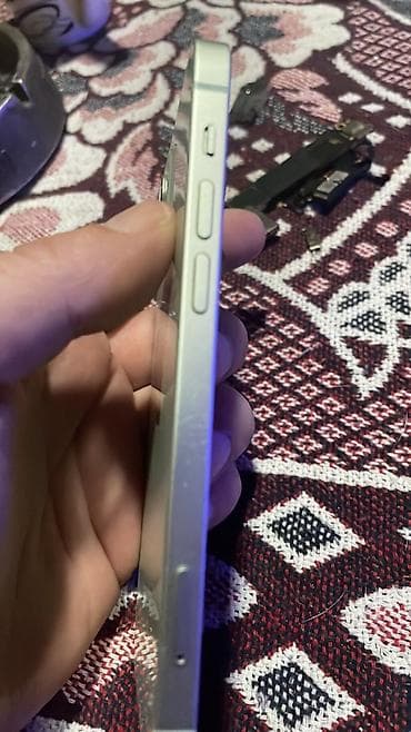 računar: **Apple iPhone kućište sa pločom iCloud free Samo je zakljucan — 1