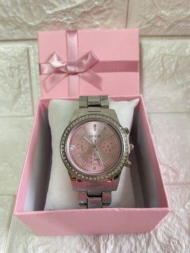 Wallets: Cena: 2700 din (sa kutijom)
Cena:2500 din (bez kutije) — 21