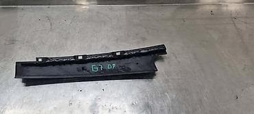 sipka za stvari: LAJSNA ZA VOLKSWAGEN GOLF 7 - 5G6839902A | Lajsna desna prednja Golf — 2